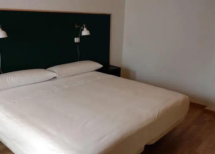 The Bridge Pensión Zaragoza