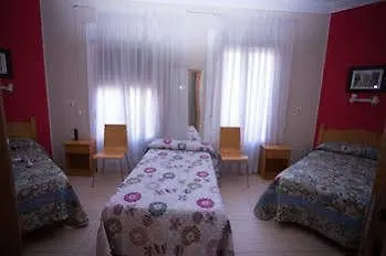 Pensión The Bridge *