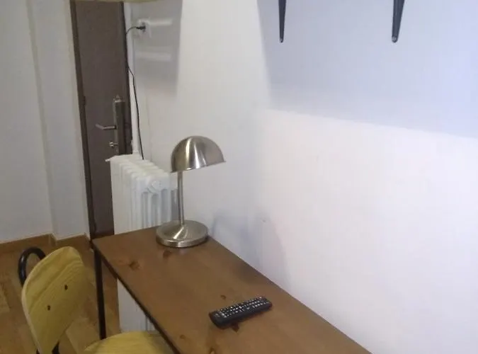 The Bridge Pensión *